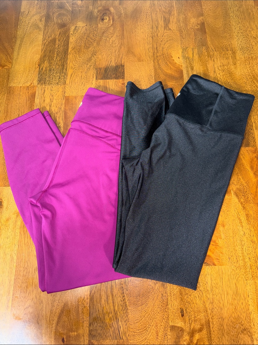 Athleta bundle of 2 Magenta and Black mide-Rise Performance Leggings Duo